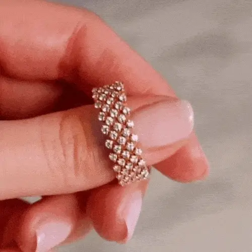 Exclusive Montana Yogo Sapphire & 18K White Gold Single Row Expandable Ring - Image 3