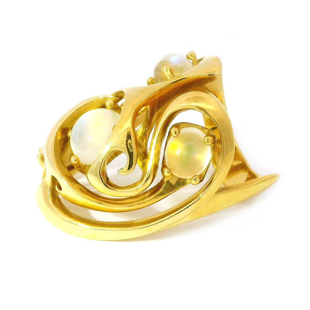 Alan Giovannetti 18K Yellow Gold & Moonstone Sculptural Ring - "Breakthrough" - Image 3