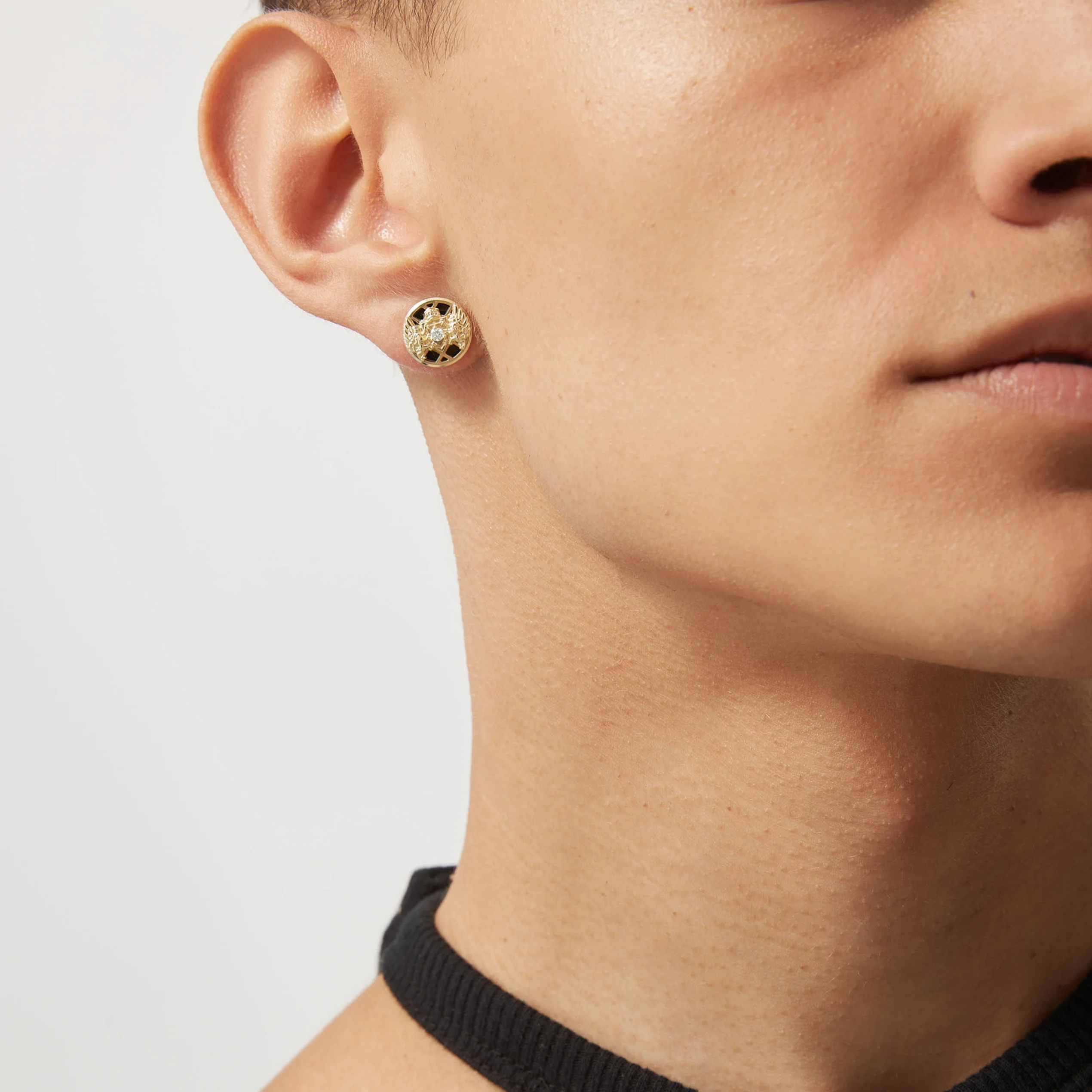 Balmain 18K Yellow Gold Emblem Single Stud Earring - Image 3