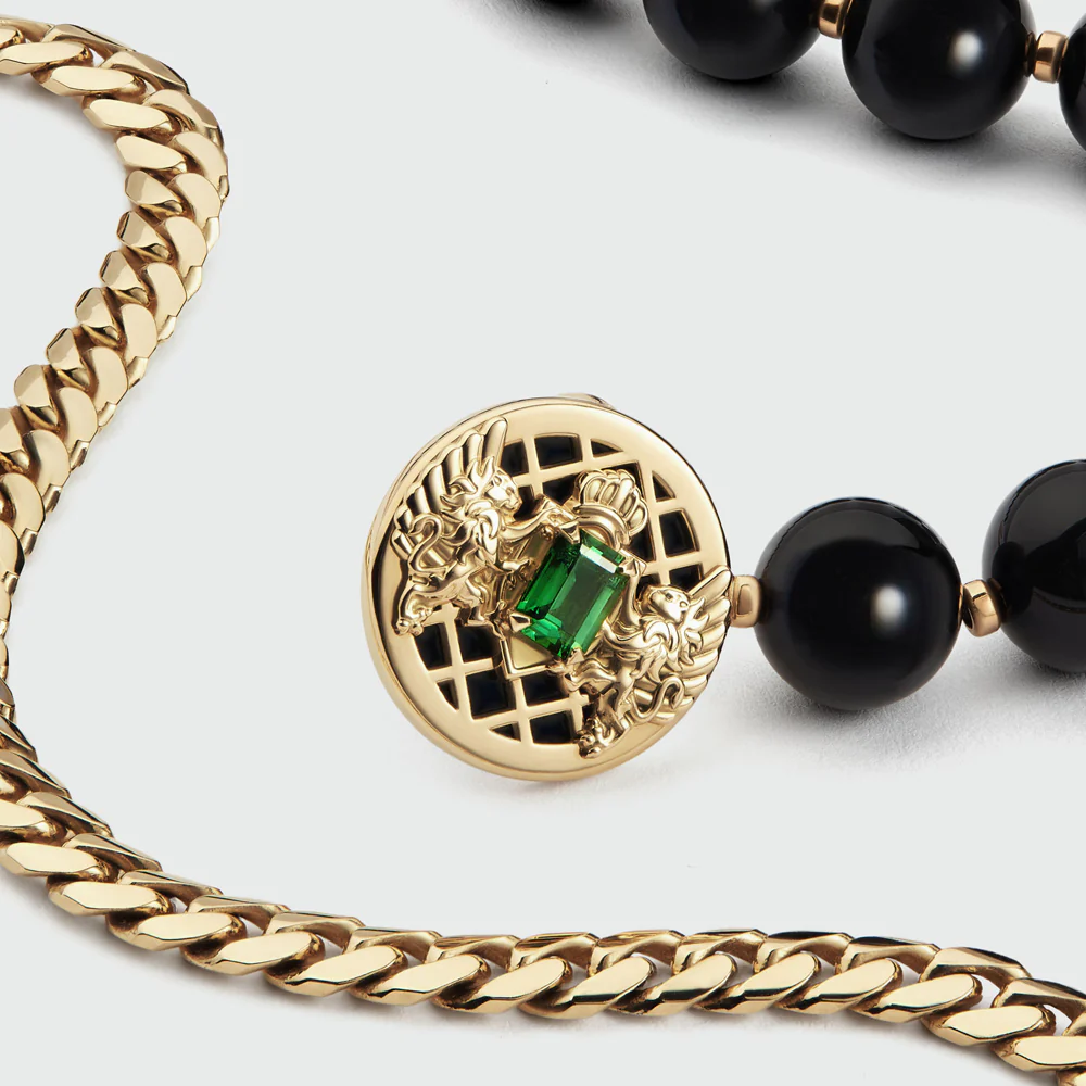 Balmain 18KY Yellow Gold Tsavorite and Onyx Emblem Necklace - Image 3