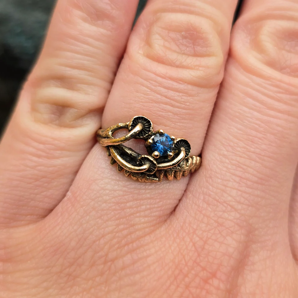Blue Montana Sapphire & Yellow Gold Mushroom Ring - "Sisters" - Image 4