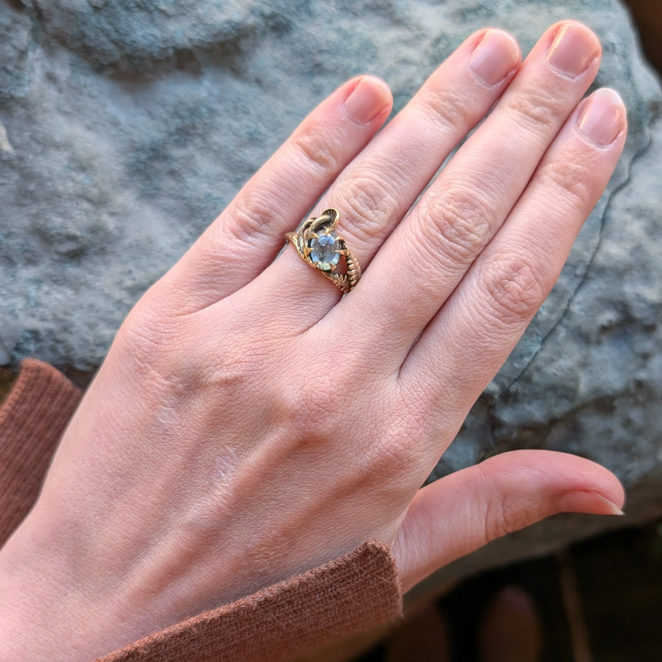 Cabochon Montana Sapphire & Mushroom Ring - "Seaview" - Image 4