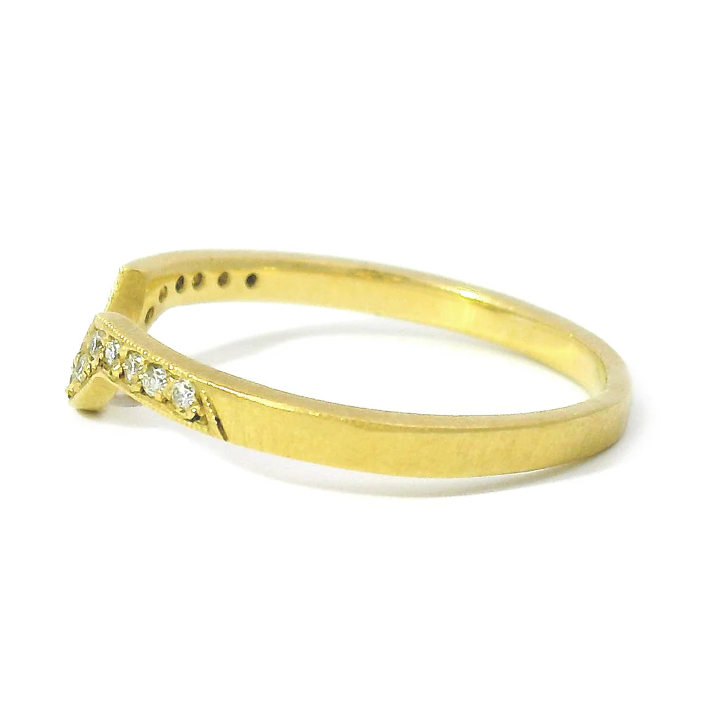 Diamond & Yellow Gold Ring - "Over the Ridge" - Image 4