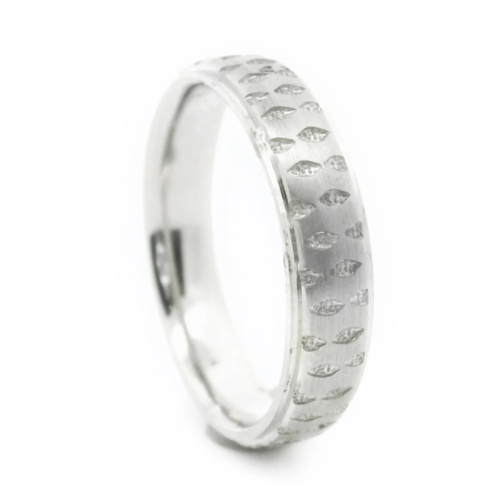 Sterling Silver Men's Band - "Footprints in the Snow" - Image 2