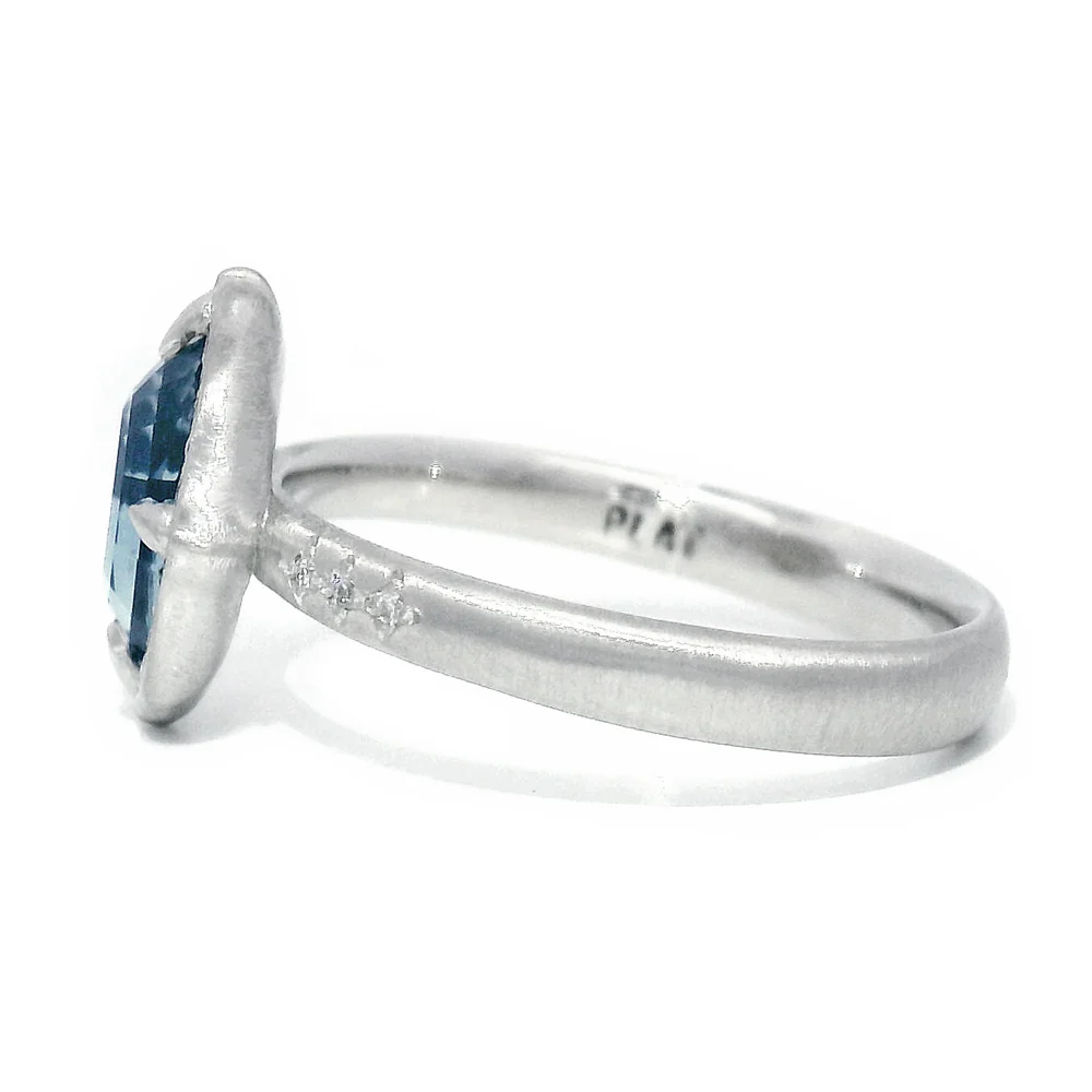 Light Blue Montana Sapphire & Platinum Ring - "Lotus Slipper" - Image 3