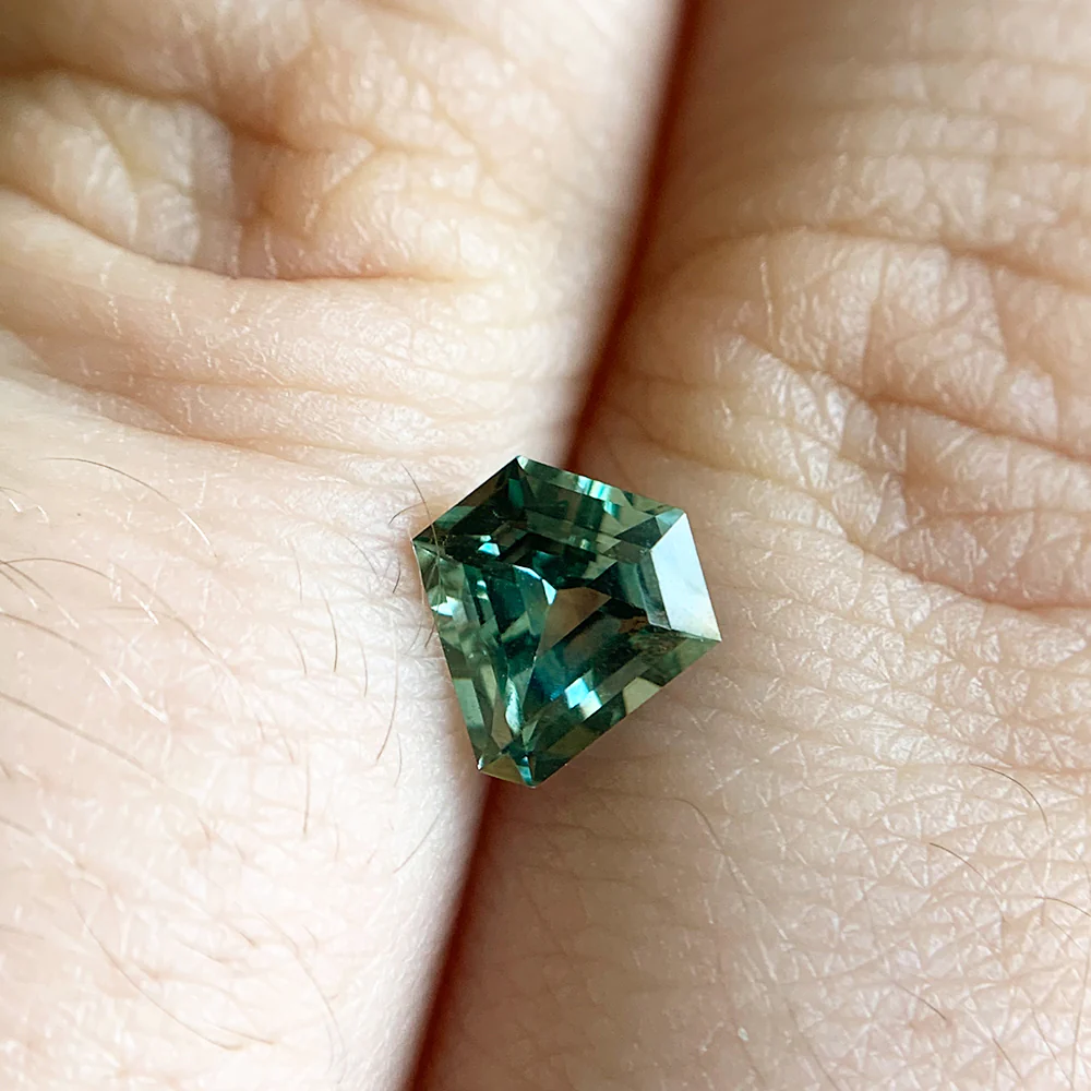 Montana Sapphire, 1.10ct - "Shield of Green" - Image 5