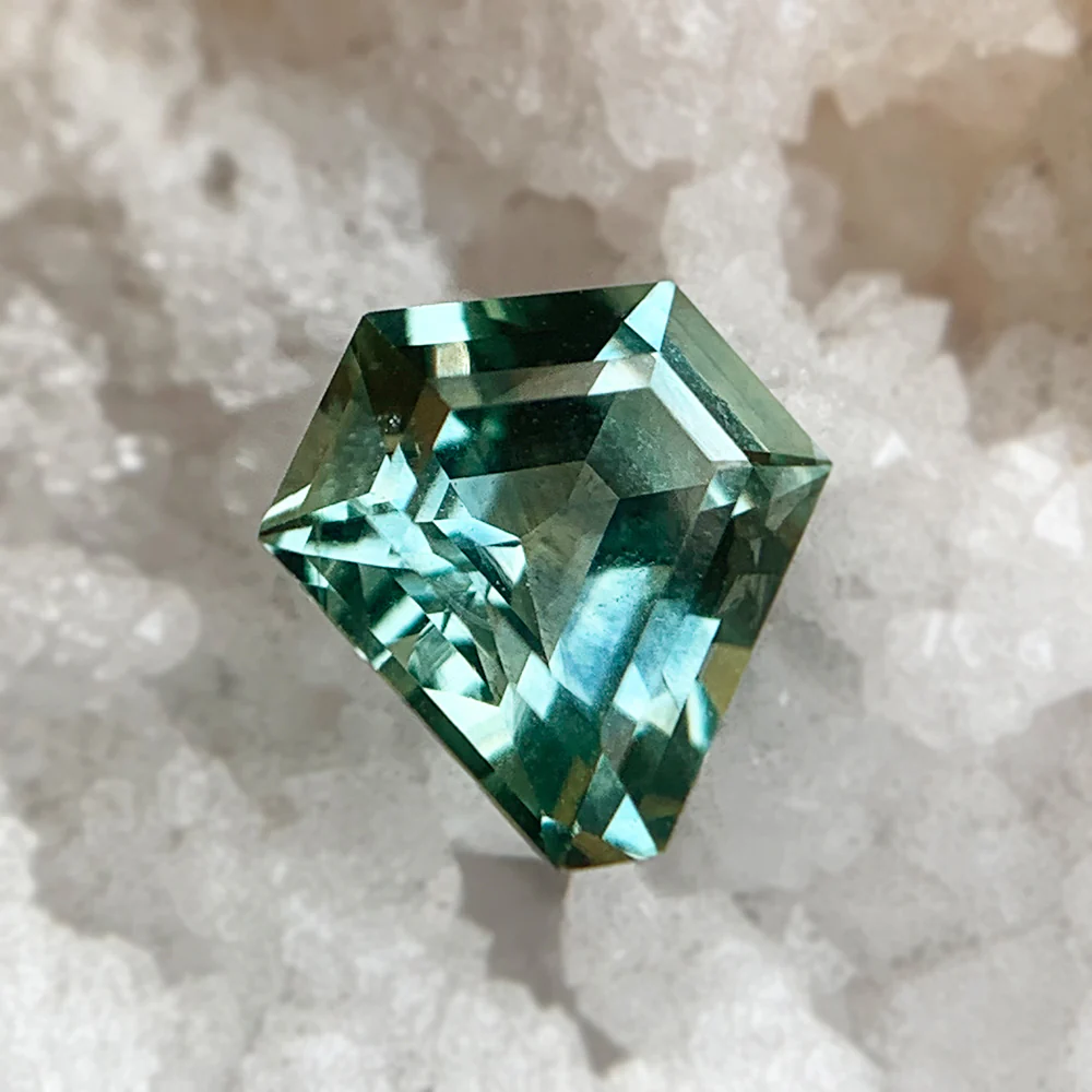 Montana Sapphire, 1.10ct - "Shield of Green" - Image 6