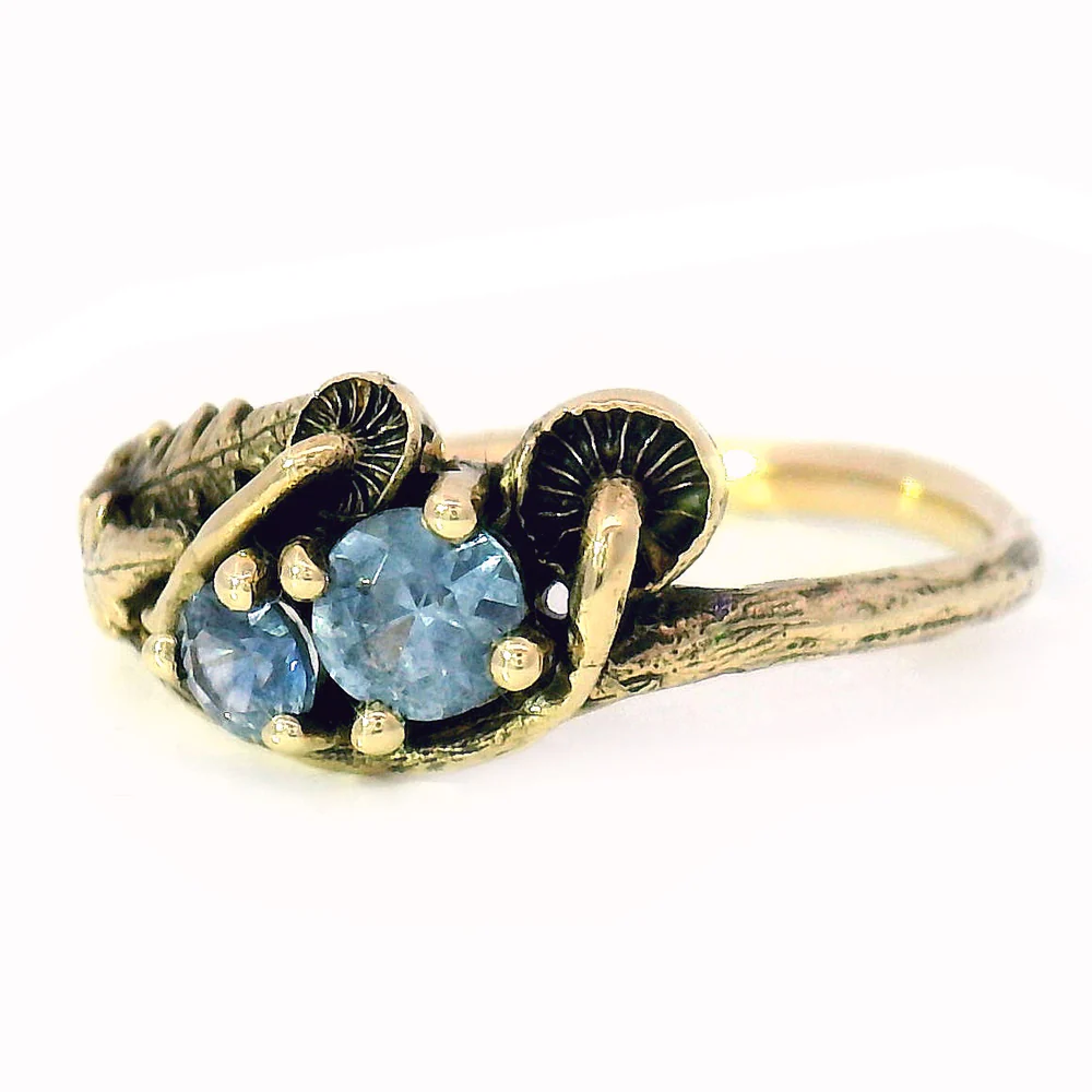 Montana Sapphire & Yellow Gold Ring - "Paulina" - Image 4