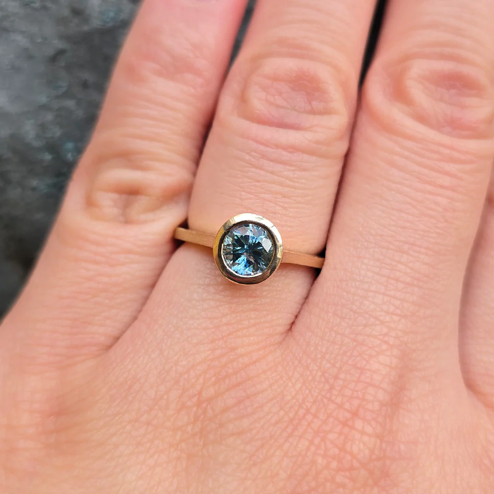 Montana Sapphire & Yellow Gold Solitaire Ring - "Ridgeline" - Image 6