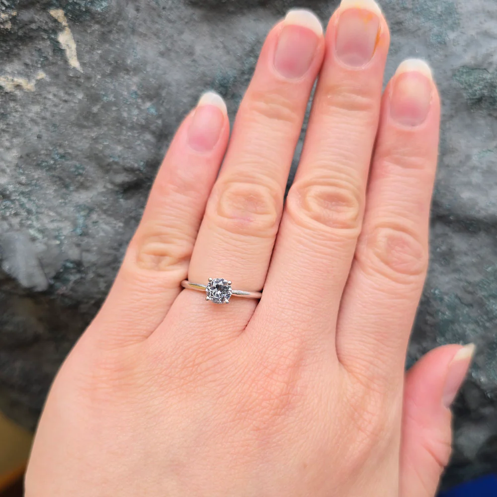 Montana Sapphire & White Gold Solitaire Ring - "Storm Castle" - Image 5