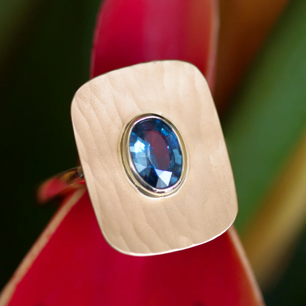 Montana Sapphire & Yellow Gold Crest Ring- "Metolius " - Image 2