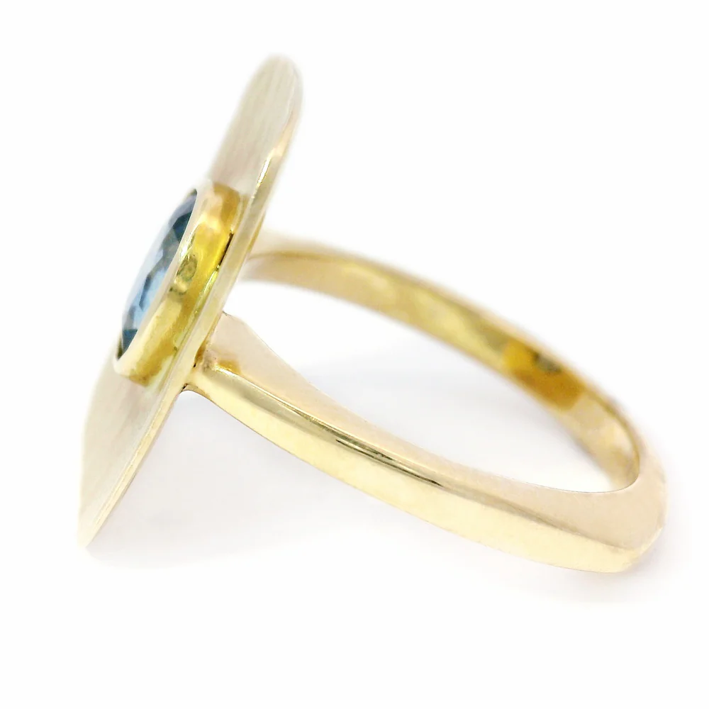 Montana Sapphire & Yellow Gold Crest Ring- "Metolius " - Image 5