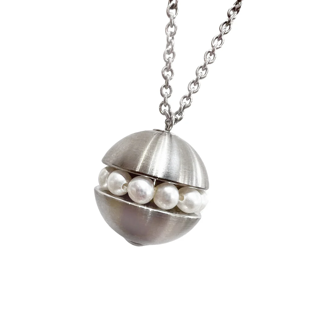 Stainless Steel & Freshwater Pearl Necklace - "Rattle" - Image 2