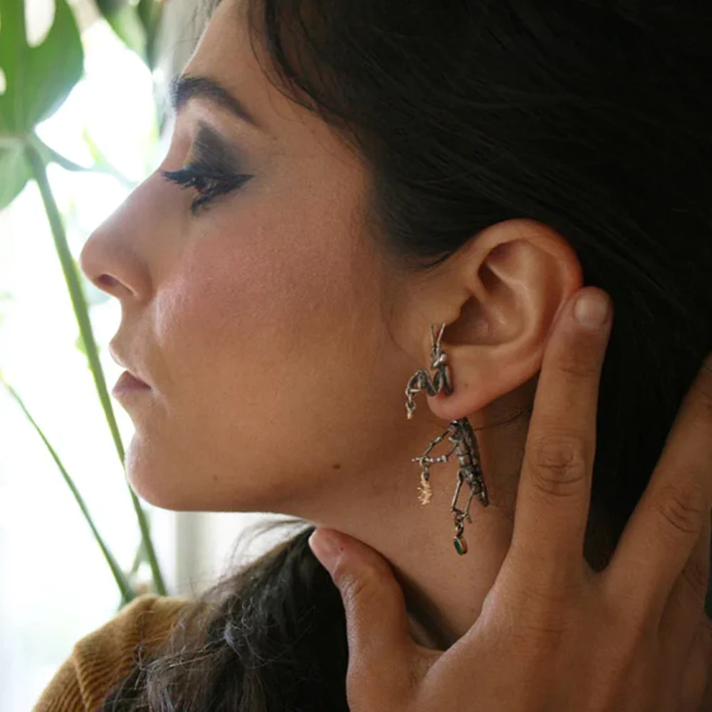 Sterling Silver & 14K Yellow Gold Praying Mantis Earring - "Mantodea" - Image 5