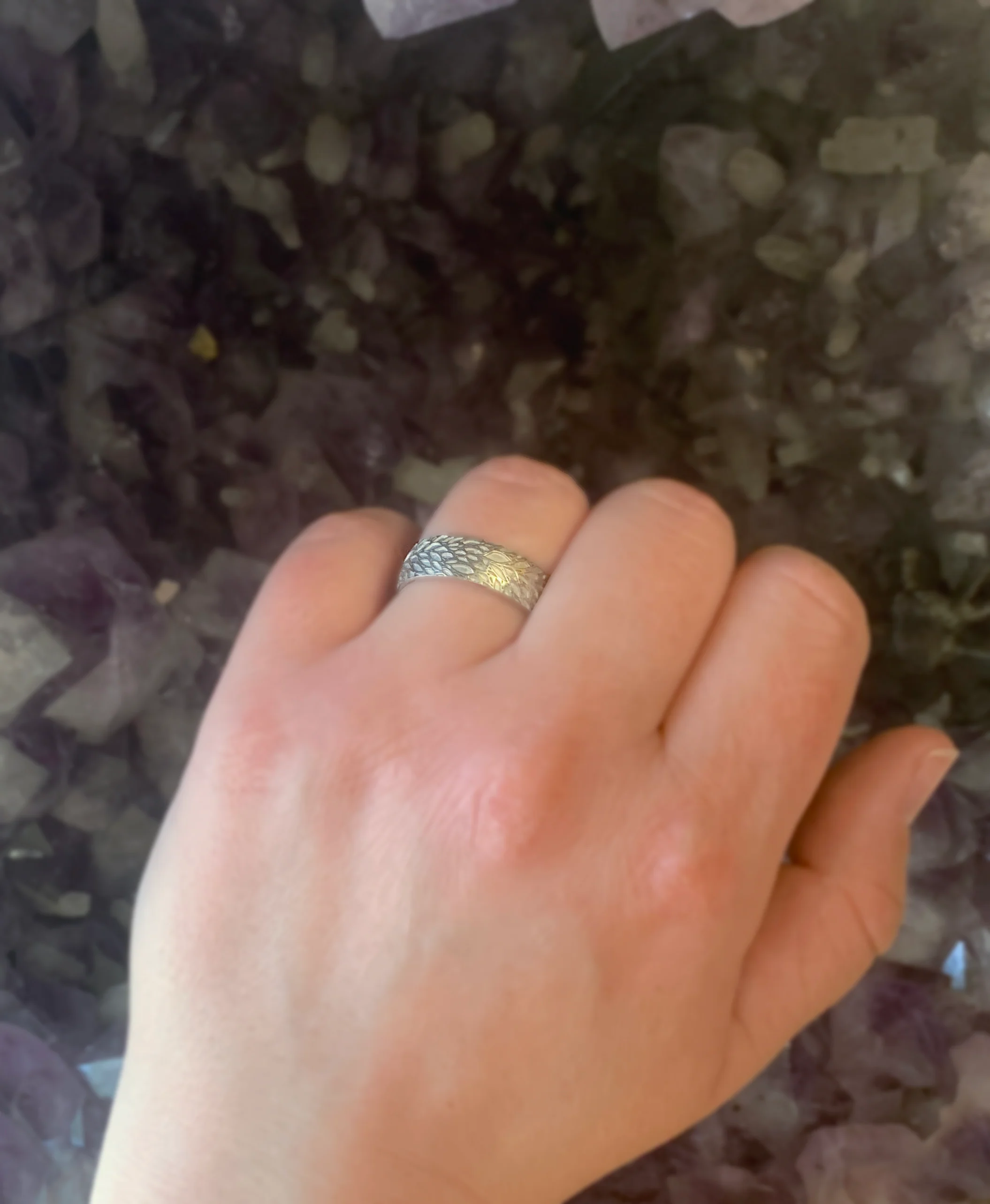 Sterling Silver Hand Engraved Ring - "Leafy Breeze" - Image 3