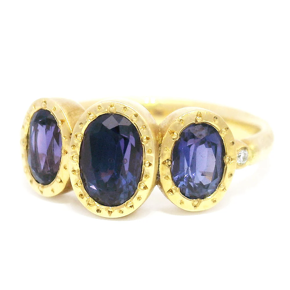 Yogo Sapphire & Diamond Ring - "Queen of the Gulch" - Image 4