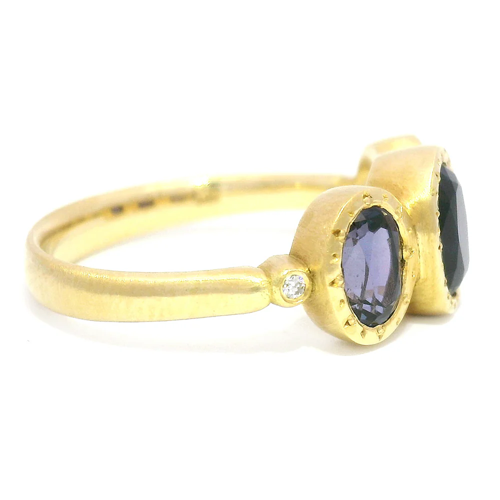 Yogo Sapphire & Diamond Ring - "Queen of the Gulch" - Image 5