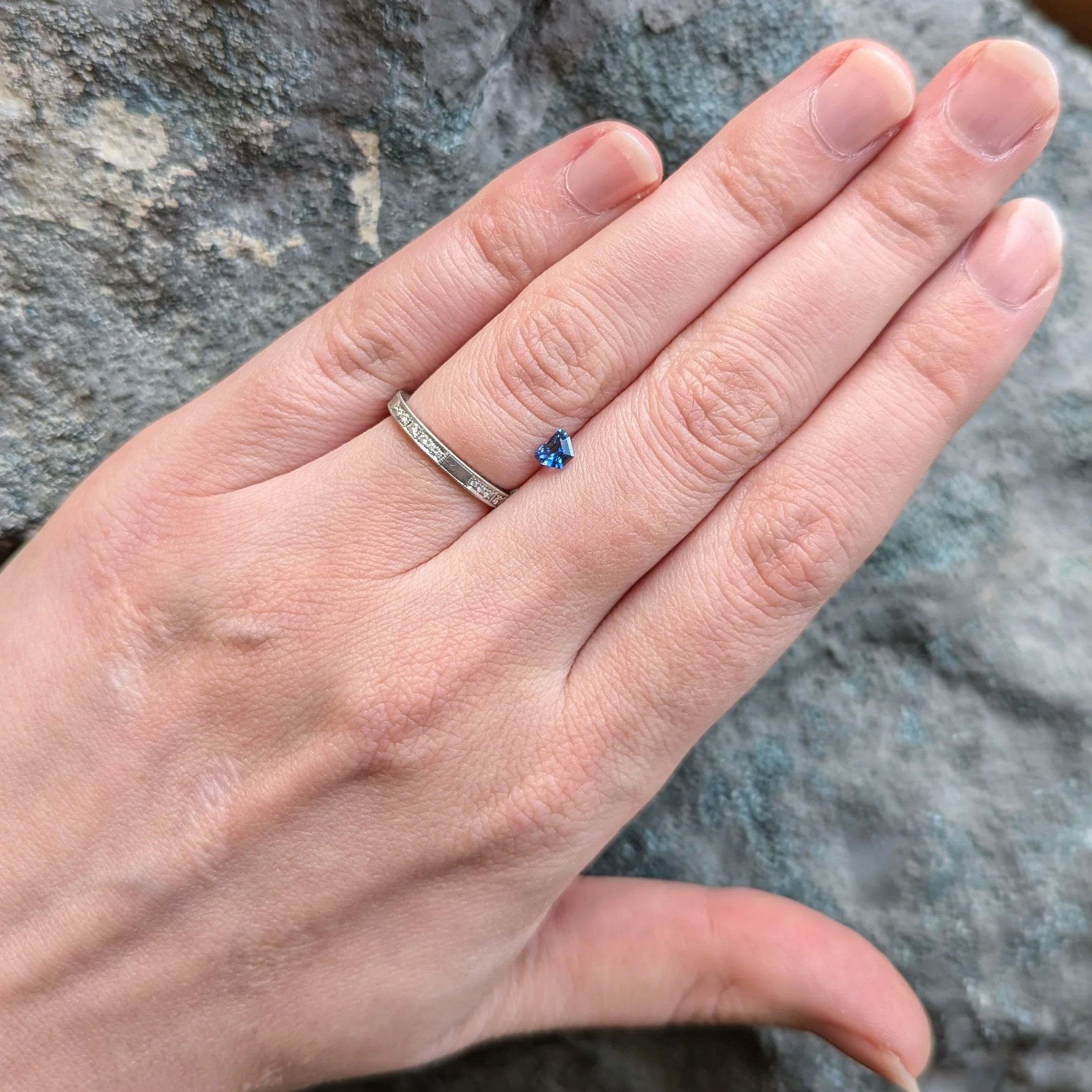 Yogo Sapphire, 0.32ct - "Knockout Blue" - Image 5