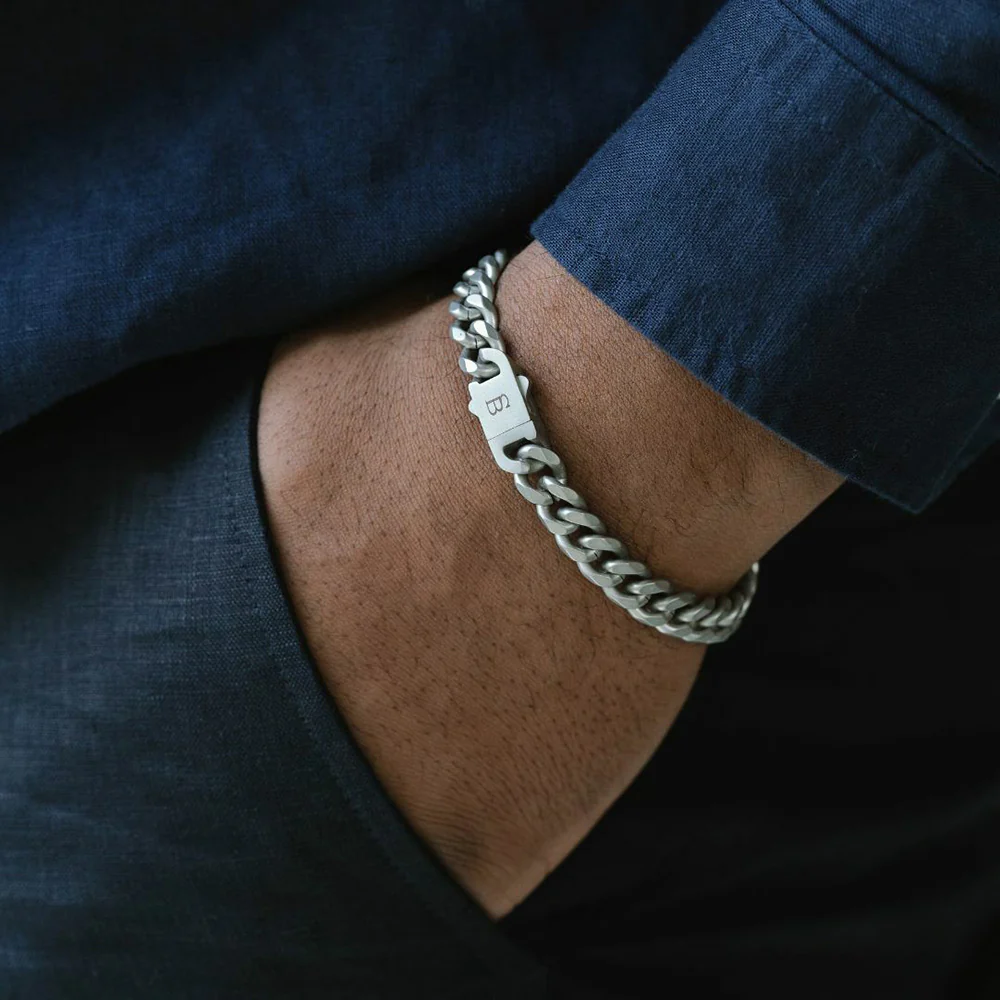 Matte Wide Curb Link Bracelet - "Valence Vic" - Image 2