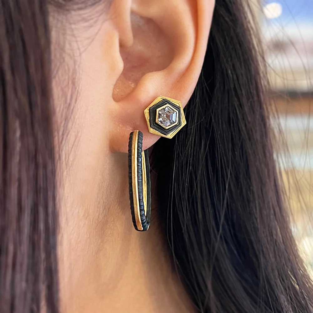 Yellow Gold & Blackened Cobalt Chrome Oval Hoops - "Ridge" - Image 3