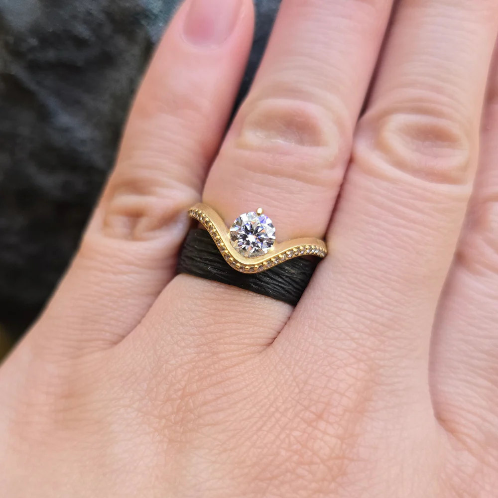 Lab Grown & Natural Diamond Ring - "Graceful Arc" - Image 10