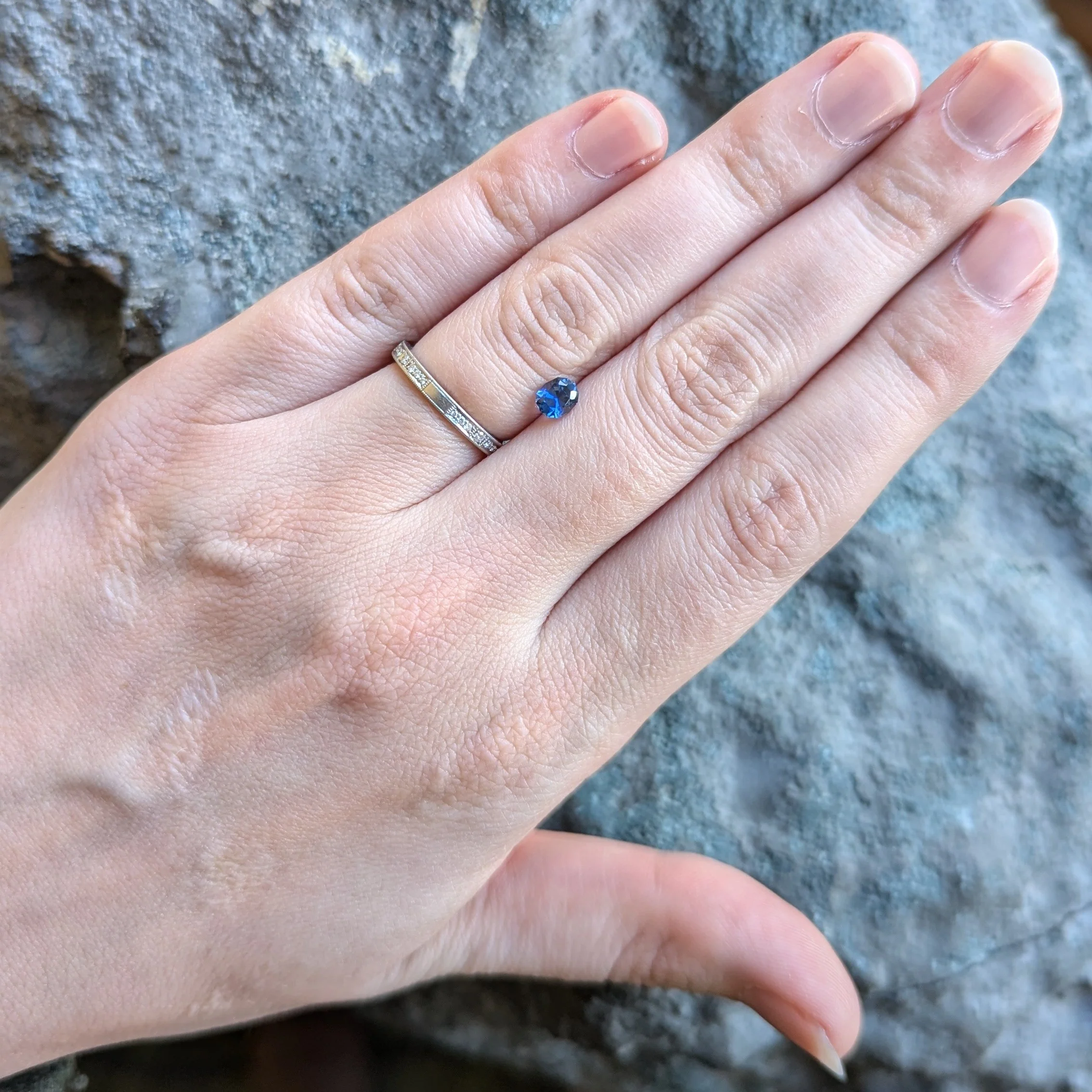 Yogo Sapphire, 0.53ct - "Touch of Midnight" - Image 4