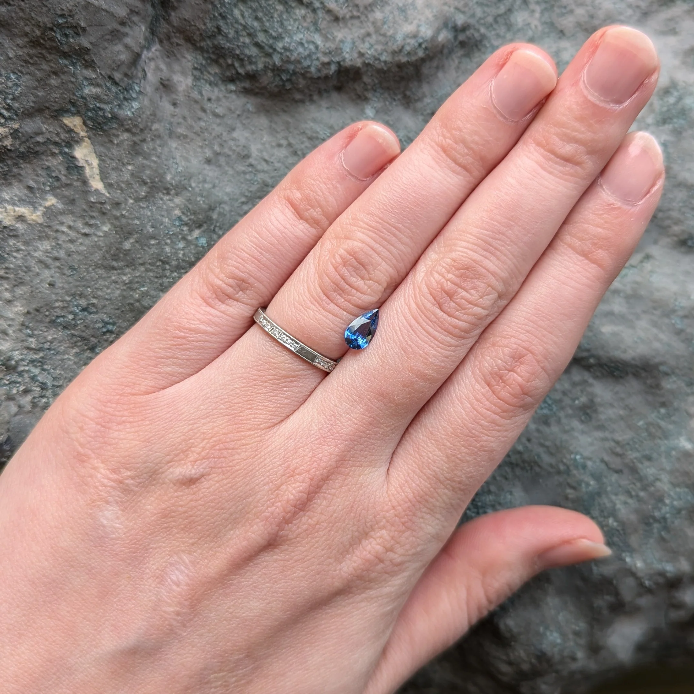 Yogo Sapphire, 0.80ct - "Montana Tear" - Image 5