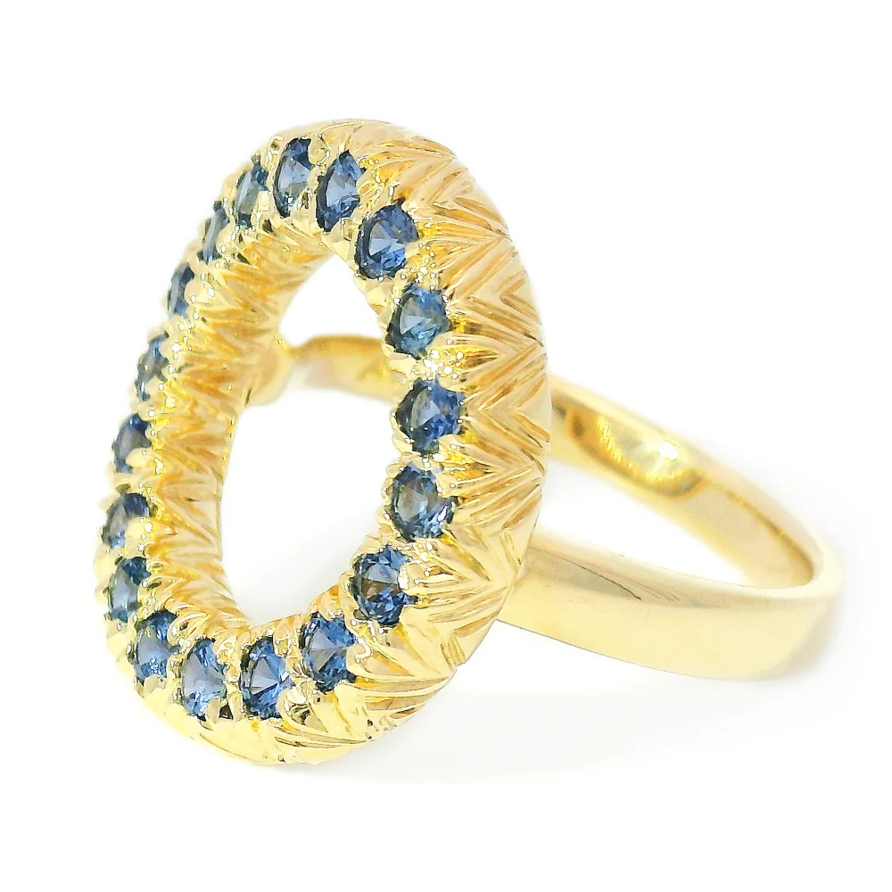 Yogo Sapphire & Yellow Gold Circle Ring - "Wide Embrace" - Image 3